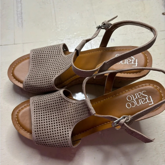 Franco Sarto Clinton2 Wedge Sandals Taupe Open Toe Perforated Cork Size 10 - Picture 5 of 7
